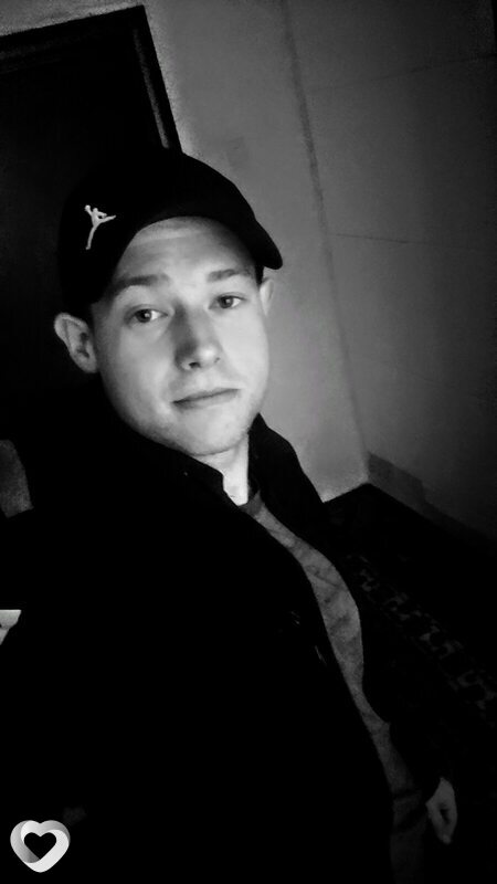 Вова, 27, Ульяновске — анкета №801478