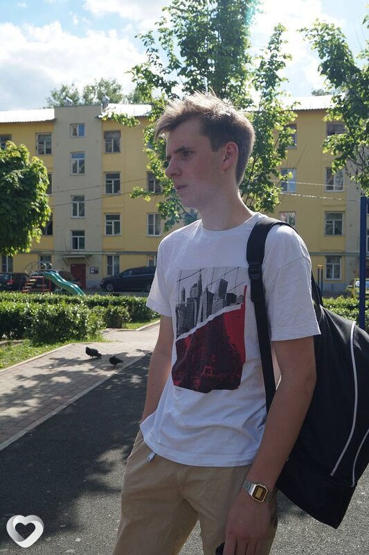 Денис, 22, Москве — анкета №801913