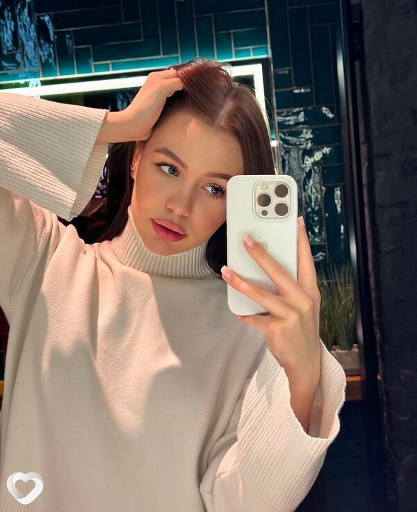 Катя, 24, Москве — анкета №802330