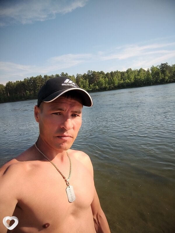 Толя, 43, Ангарске — анкета №803077