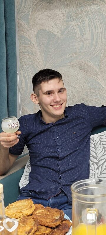 Юрий, 24, Ростове-на-Дону — анкета №803367