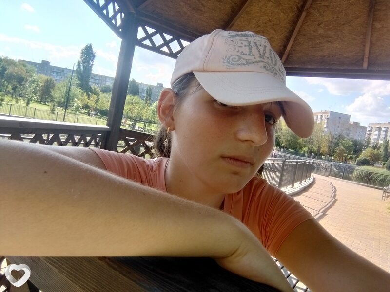 Диана, 21, Саратове — анкета №803865