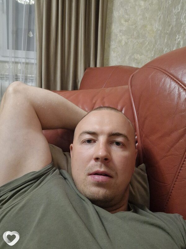 Антон, 32, Боброве — анкета №804375
