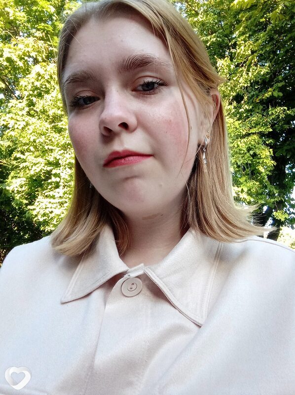 Аня, 22, Калининграде — анкета №804822