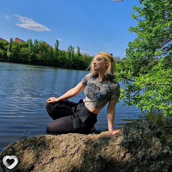 Соня, 21, Ростове-на-Дону — анкета №804972