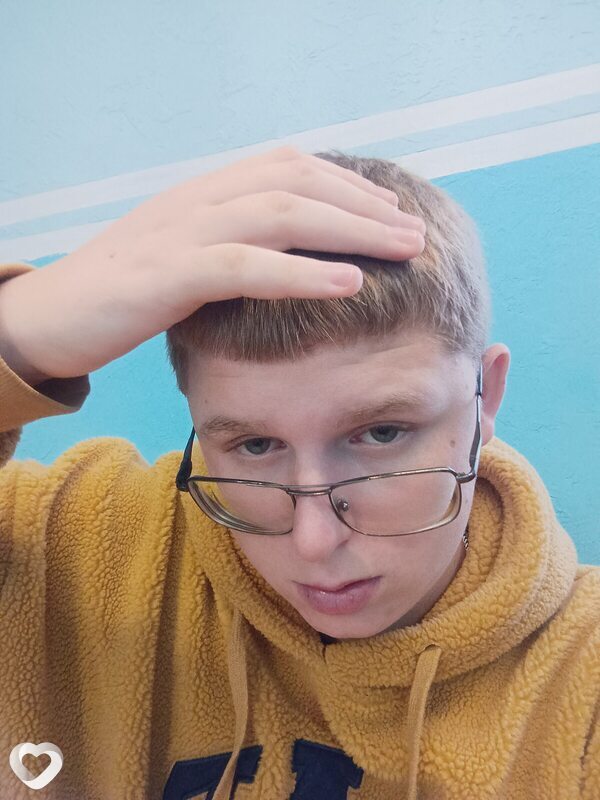Максим, 21, Витебске — анкета №805106