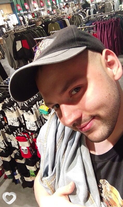 Анатолий, 25, Москве — анкета №805265