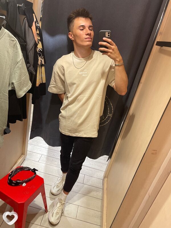 Евгений, 23, Иркутске — анкета №805874