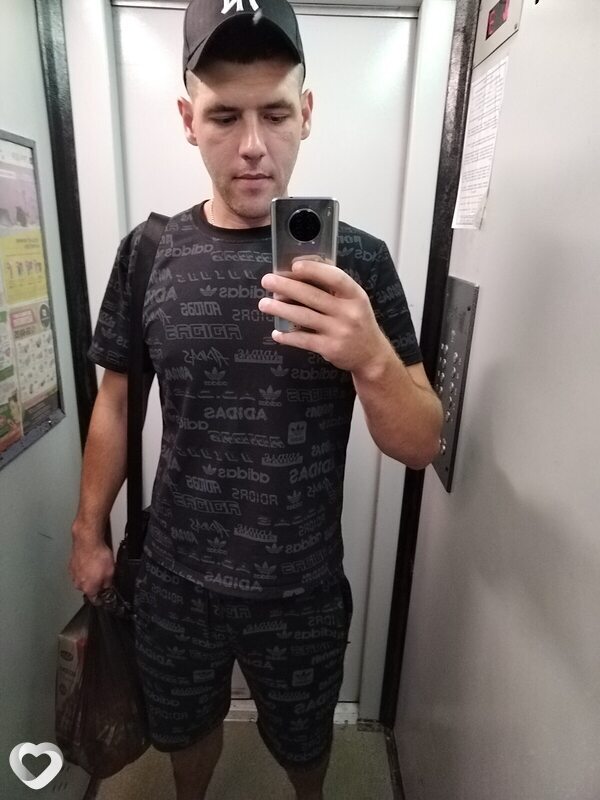 Дмитрий, 31, Калининграде — анкета №806149