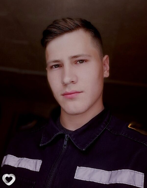 Александр, 25, Томске — анкета №806878