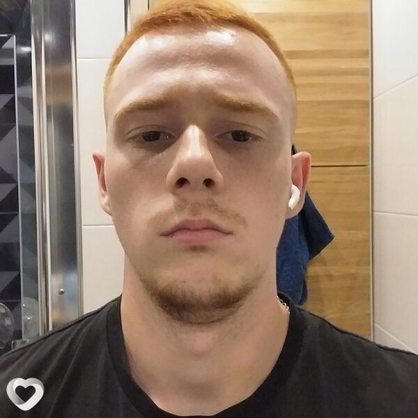 Артем, 23, Брянске — анкета №807029
