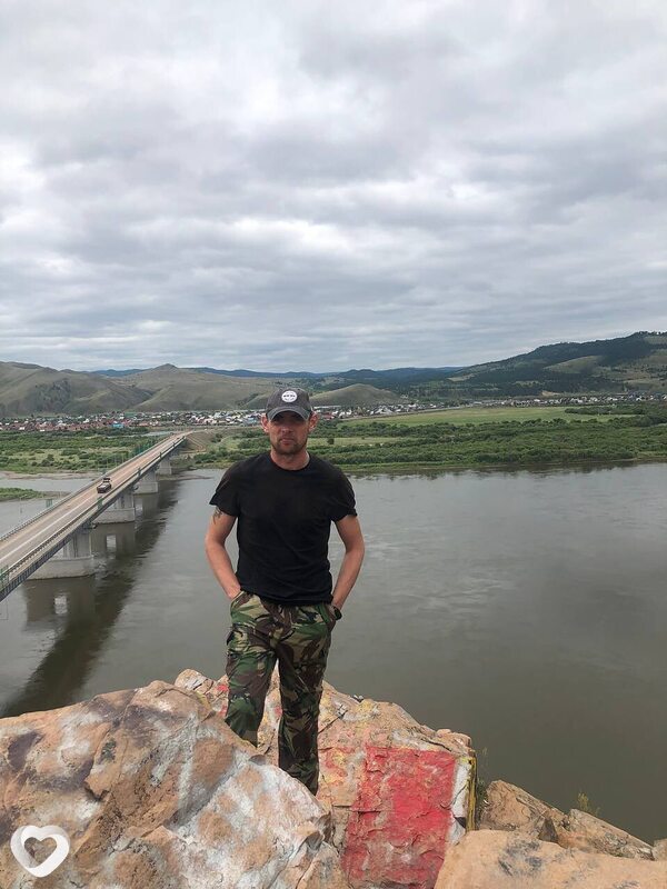 Артем, Ноябрьск