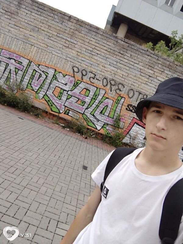 Александр, 23, Москве — анкета №808263