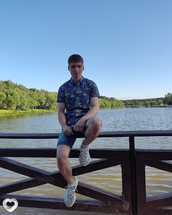 Кирилл, 26, Москве — анкета №809982