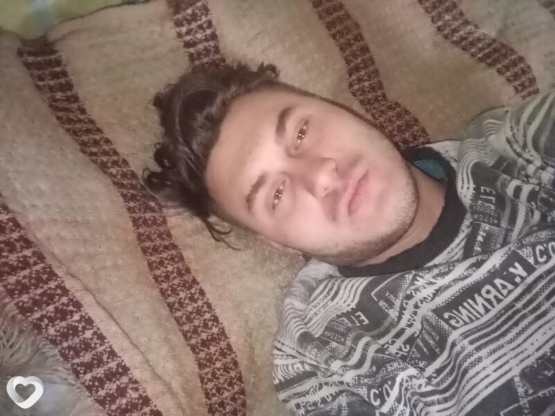 Виталик, 23, Ярославле — анкета №810433