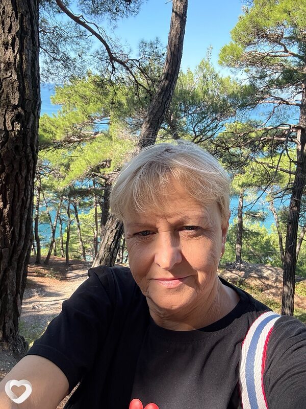 Ирина, 62, Геленджике — анкета №810531
