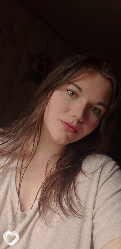 Юля, 21, Воронеже — анкета №811346