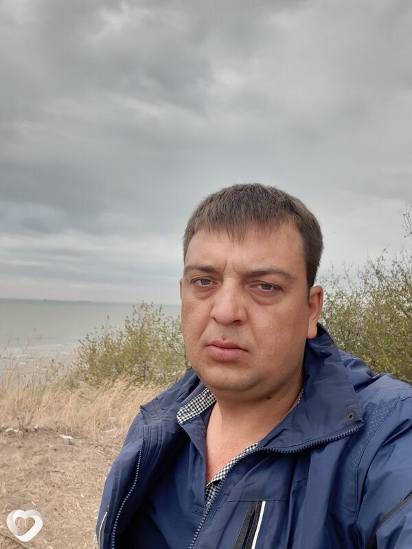 Виктор, 39, Батайске — анкета №811384