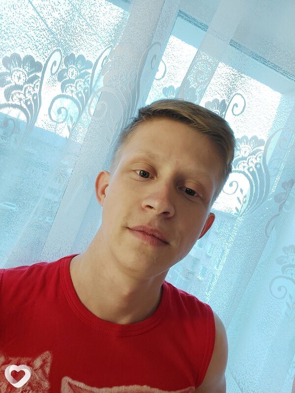 Максим, 28, Москве — анкета №811518