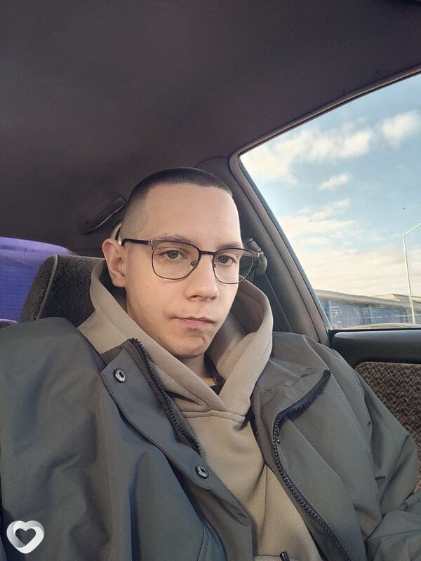 Данил, 21, Москве — анкета №812076