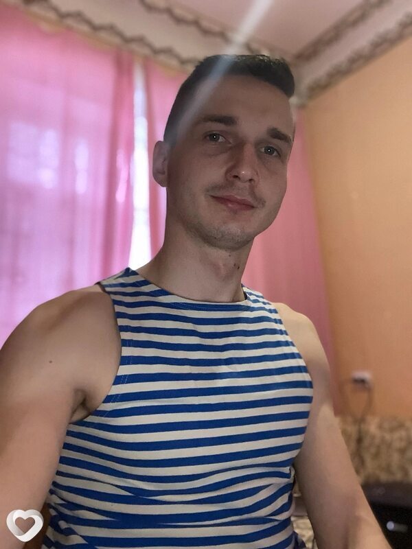 Артём, 26, Светлогорске — анкета №812679