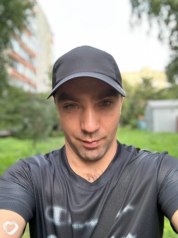 Алекс, 25, Черновцах — анкета №812706