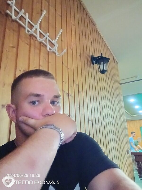 Макс, 21, Санкт-Петербурге — анкета №812793