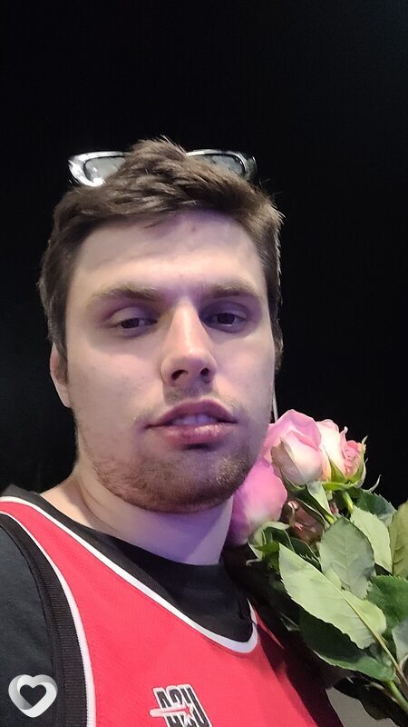 Максим, 24, Белгороде — анкета №812862