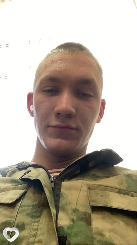 Иван, 22, Москве — анкета №812952