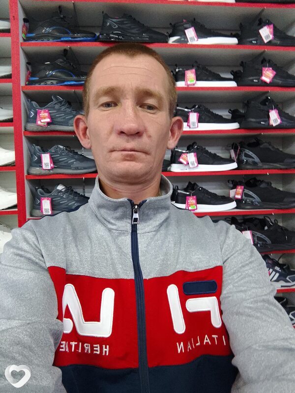 Валера, 41, Новосибирске — анкета №813288