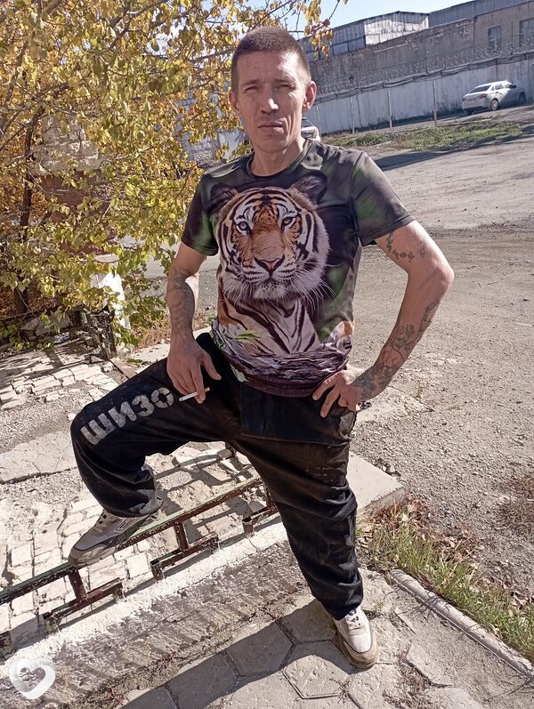 Иван, 43, Новотроицке — анкета №813734