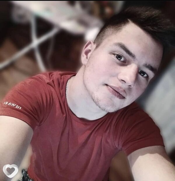 Александр, 23, Столине — анкета №813869