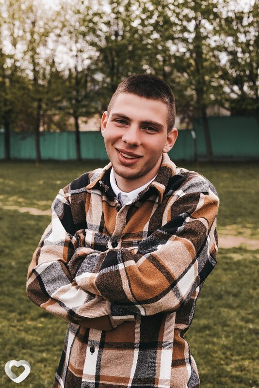 Александр, 21, Ярославле — анкета №815082