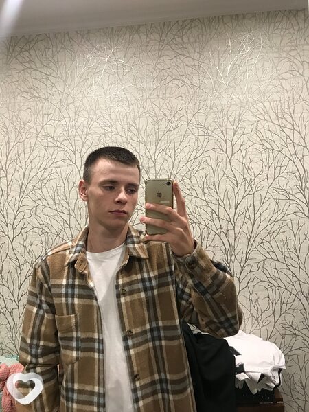 Александр, 23, Барнауле — анкета №815242