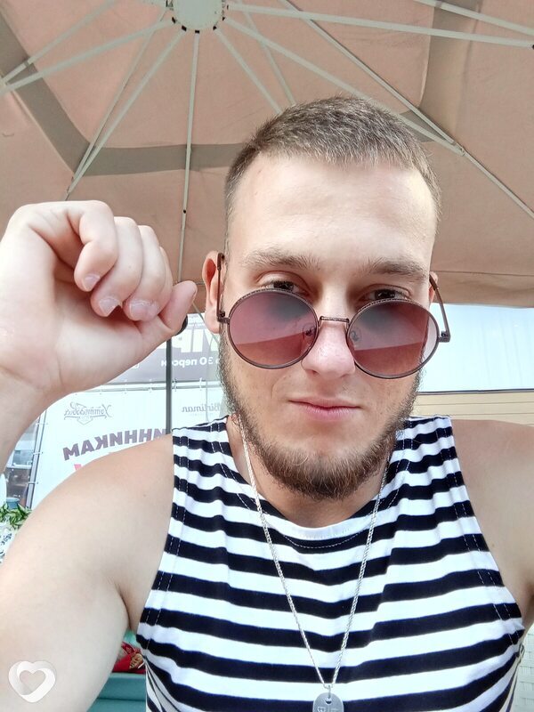 Юрий, 26, Донецк (Ростовская Обл.) — анкета №816145