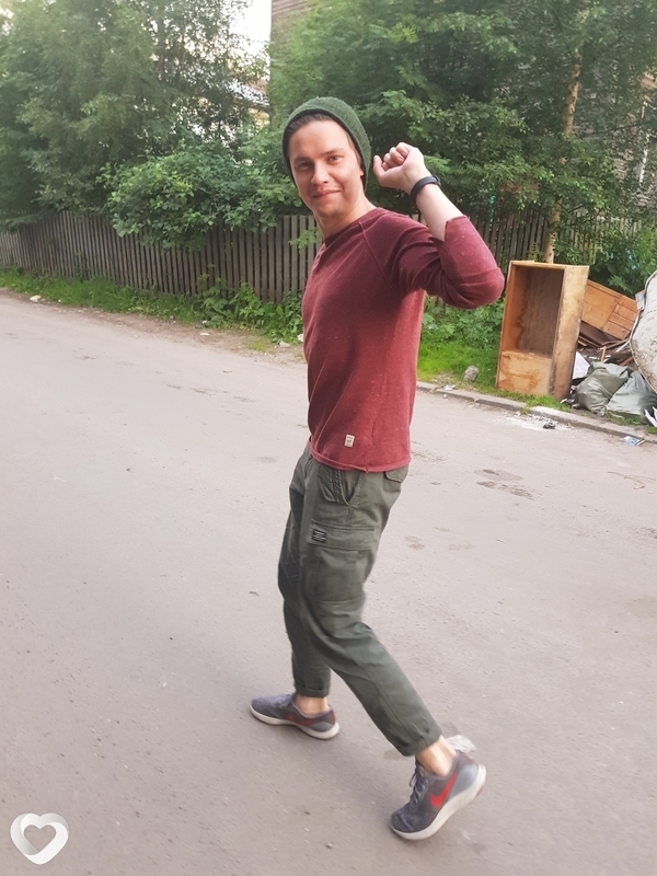 Лёша, 28, Архангельске — анкета №816299