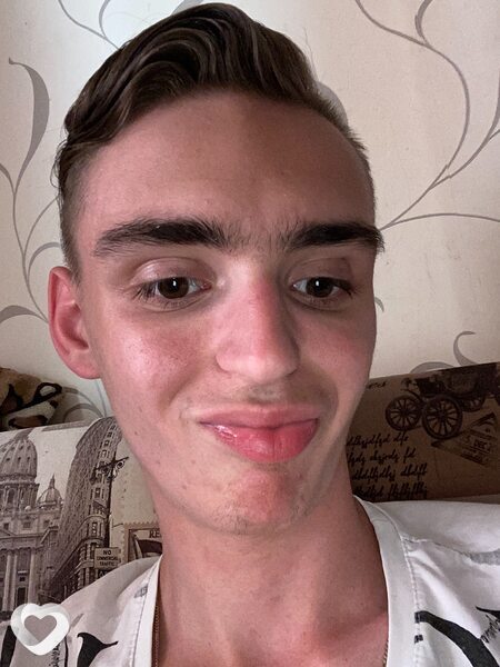 Ярик, 21, Великом Новгороде — анкета №816309