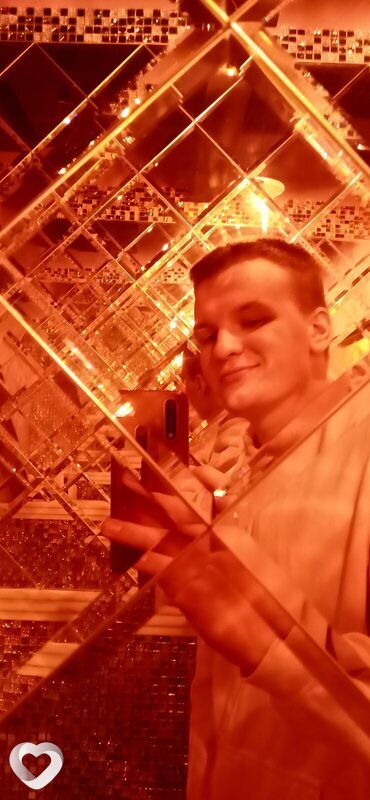 Алексей, 22, Калининграде — анкета №816404