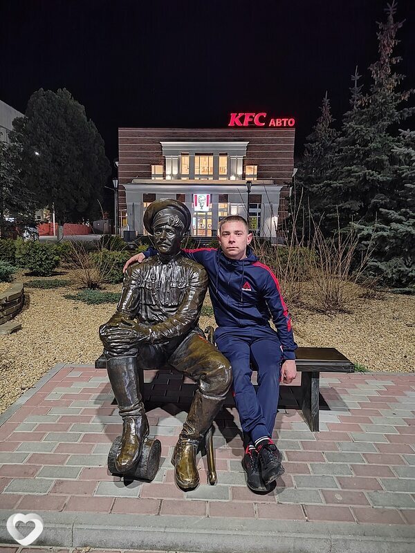 Максим, 30, Шахтах — анкета №816616