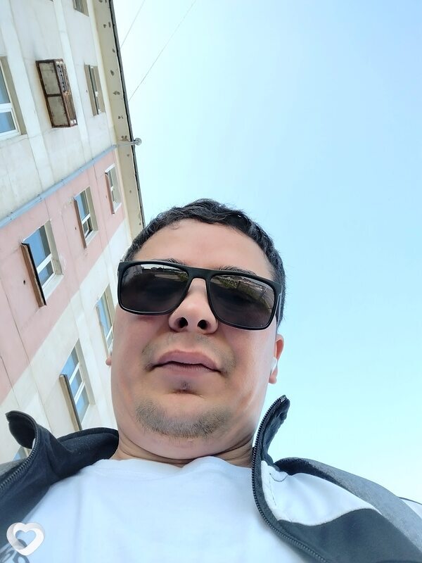 Асакенец, Москва