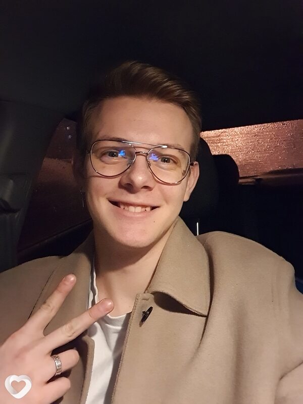 Олег, 23, Москве — анкета №817873