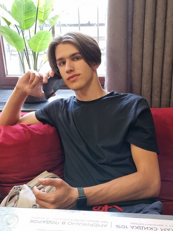Даня, 21, Могилев — анкета №817991