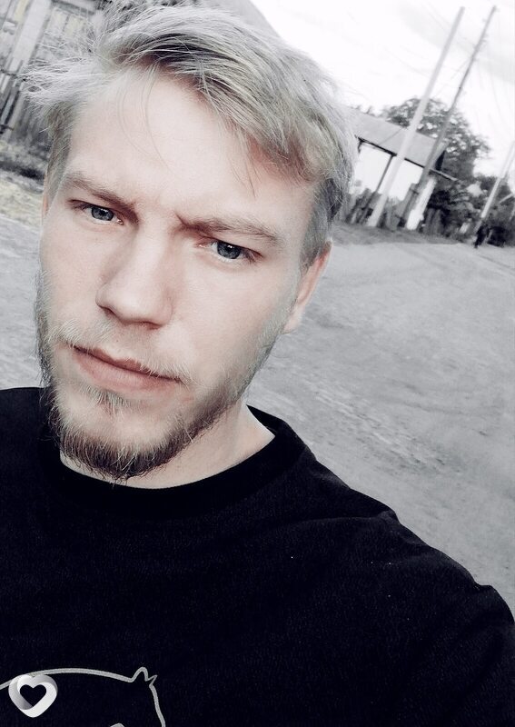 Антон, 25, Иловайске — анкета №818678