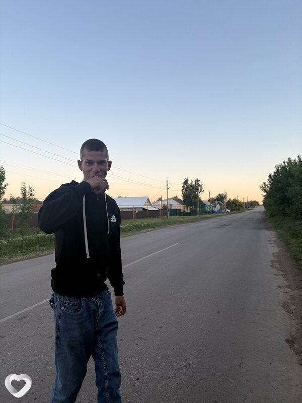 Александр, 21, Самаре — анкета №818745