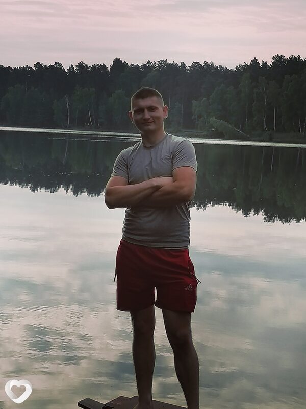 Артем, 28, Столине — анкета №821129