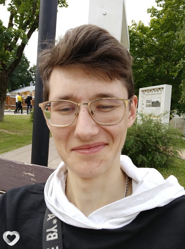 Артем, 23, Москве — анкета №821350