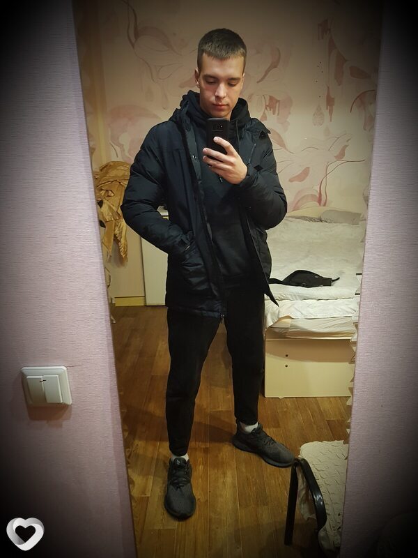 Александр, 21, Москве — анкета №821833