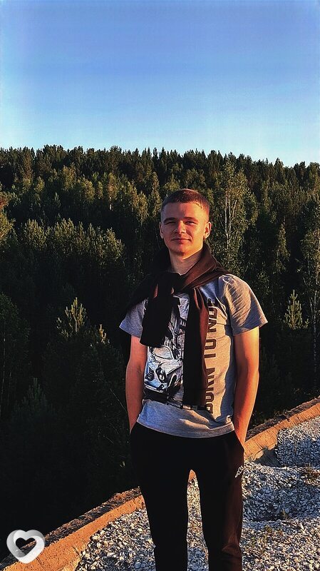 Максим, 22, Москве — анкета №822162