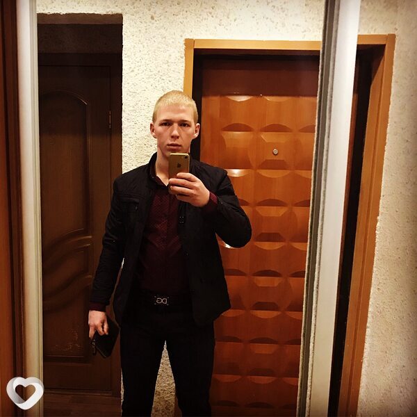 Антон, 27, Волосове — анкета №822513