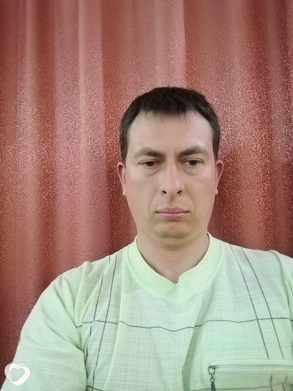 Артем, 40, Саратове — анкета №822710